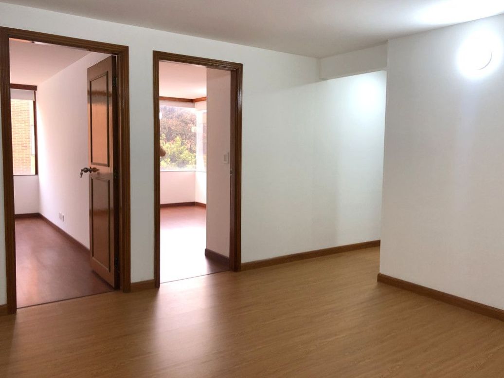 Apartamento de 4 alcobas en arriendo en Santa Barbara Central, Bogotá, 139 m² · foto 9 de 18