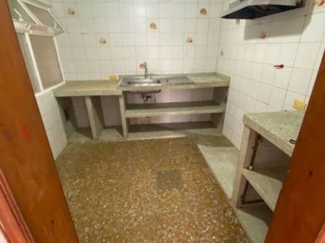 Casa de 6 alcobas en venta en Las Ferias, Bogotá, 247 m² · foto 13 de 20