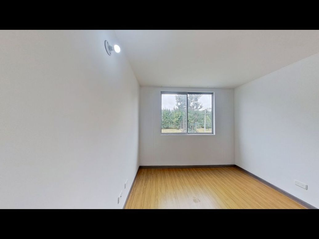 Apartamento de 2 alcobas en venta en Las Nieves, Bogotá, 73 m² · foto 3 de 10