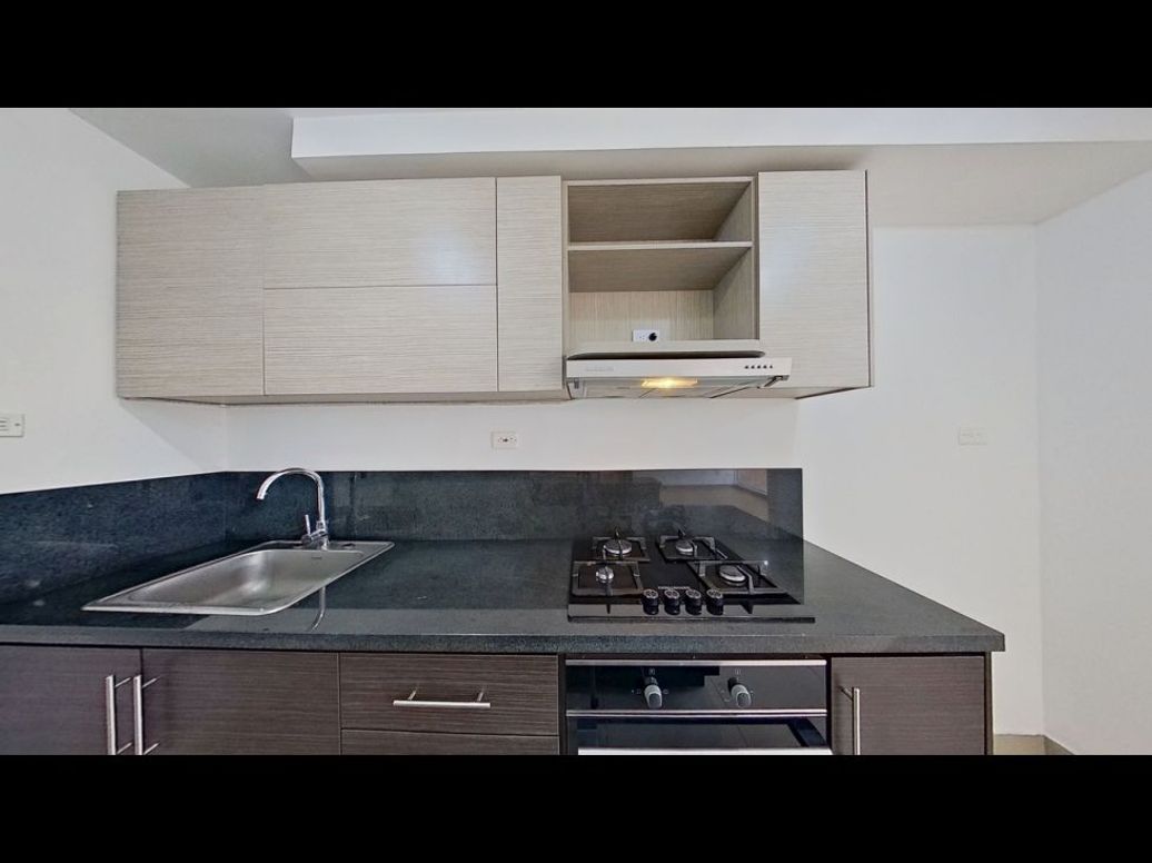 Apartamento de 2 alcobas en venta en Las Nieves, Bogotá, 73 m² · foto 6 de 10