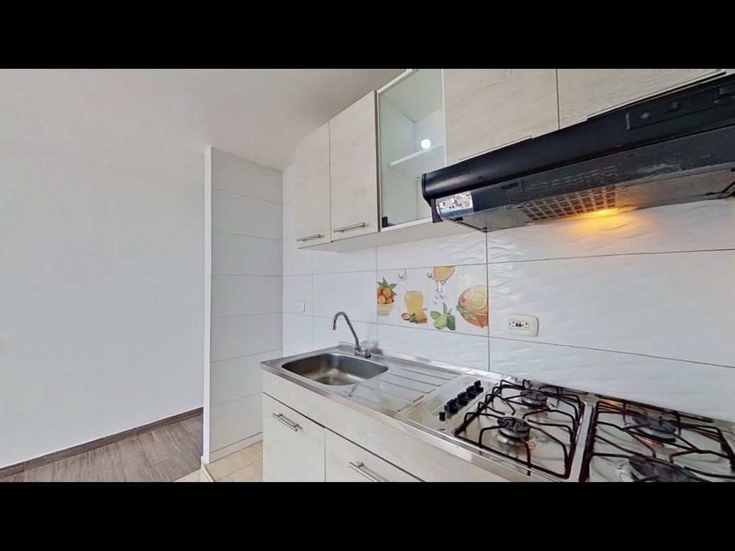 Apartamento de 3 alcobas en venta en Los Naranjos, Bogotá, 43 m² · foto 2 de 20