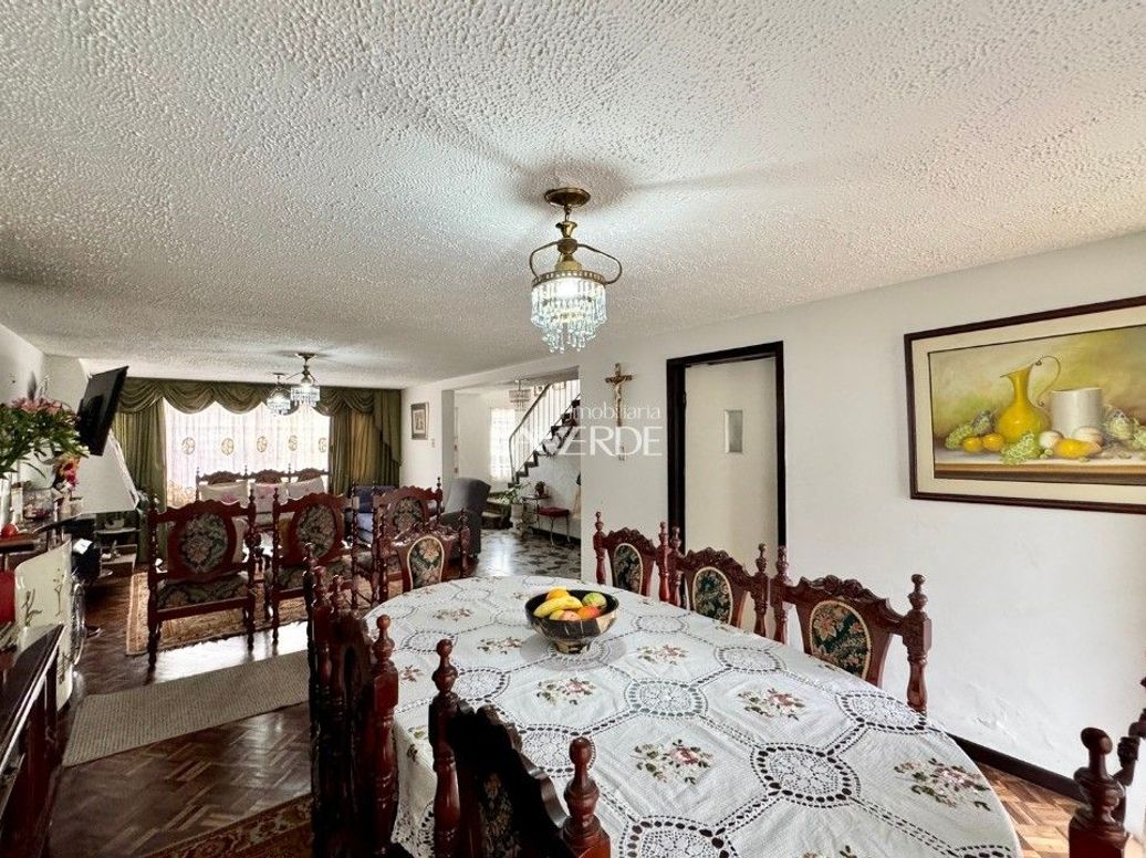 Casa de 3 alcobas en venta en La Castellana, Bogotá, 238 m² · foto 12 de 20