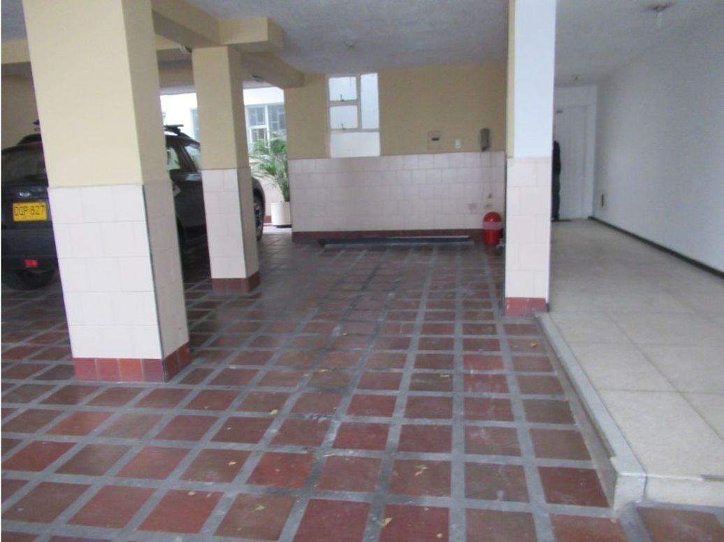 Apartamento de 3 alcobas en arriendo en Teusaquillo, Bogotá, 137 m² · foto 2 de 14