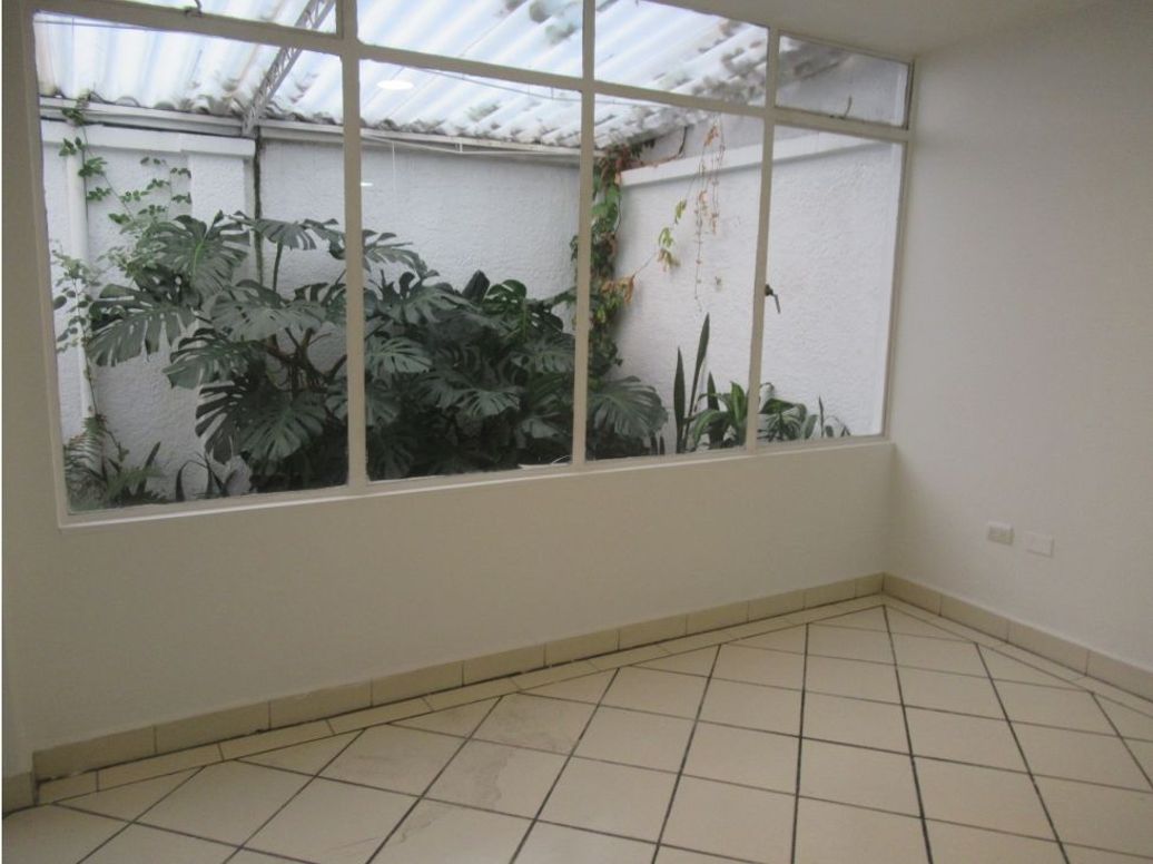 Apartamento de 3 alcobas en arriendo en Teusaquillo, Bogotá, 137 m² · foto 4 de 14