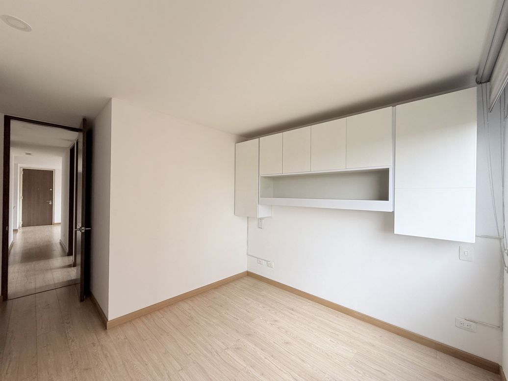 Apartamento de 3 alcobas en venta en Mazurén, Bogotá, 68 m² · foto 8 de 20