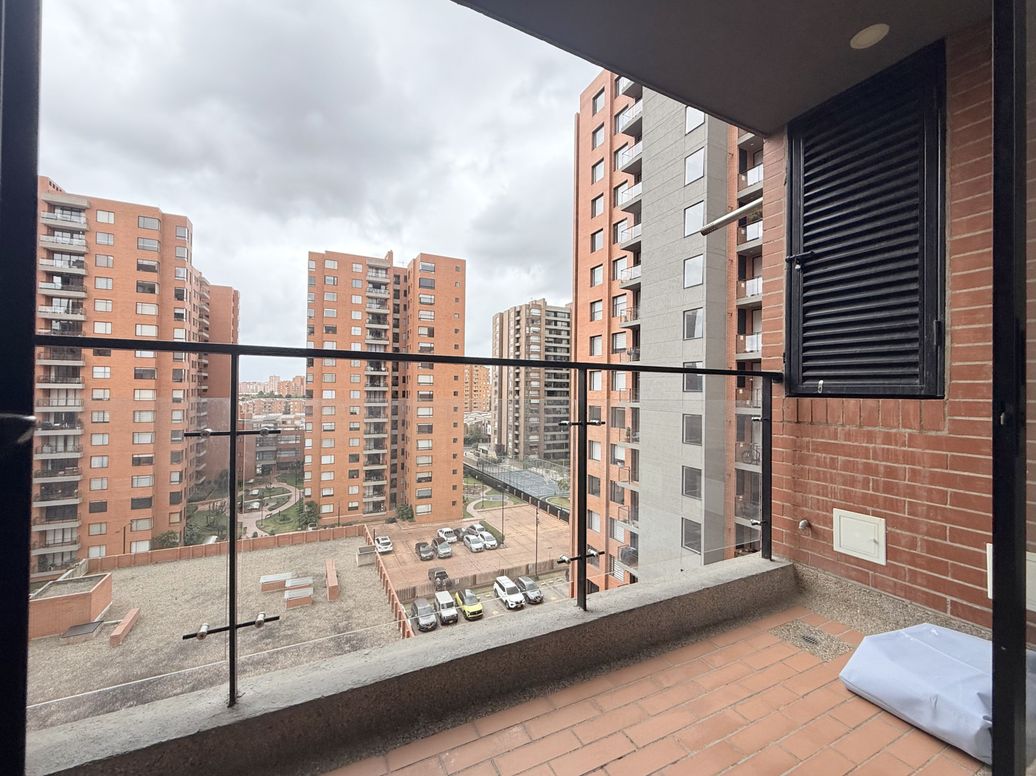 Apartamento de 3 alcobas en venta en Mazurén, Bogotá, 68 m² · foto 7 de 20