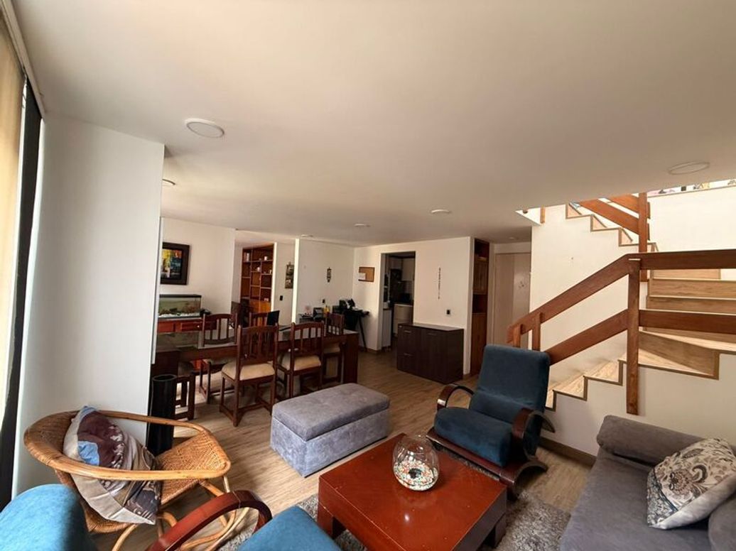 Apartamento de 3 alcobas en venta en El Moral, Bogotá, 103 m² · foto 2 de 20