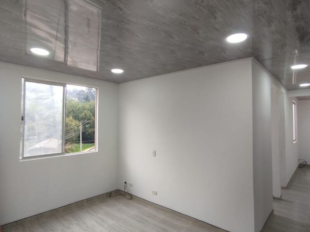 Apartamento de 3 alcobas en venta en Usme, Bogotá, 43 m² · foto 3 de 10