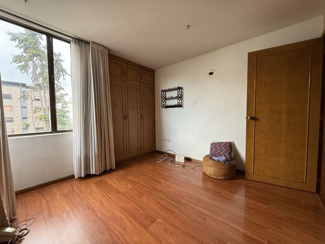 Apartamento de 2 alcobas en venta en Santa Barbara Central, Bogotá, 58 m² · foto 8 de 20