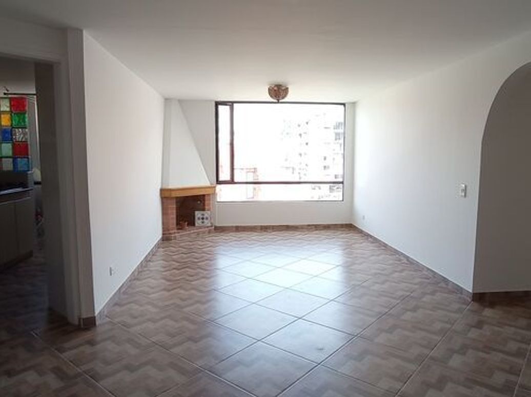Apartamento de 3 alcobas en venta en Los Cedros Oriental, Bogotá, 105 m² · foto 5 de 20