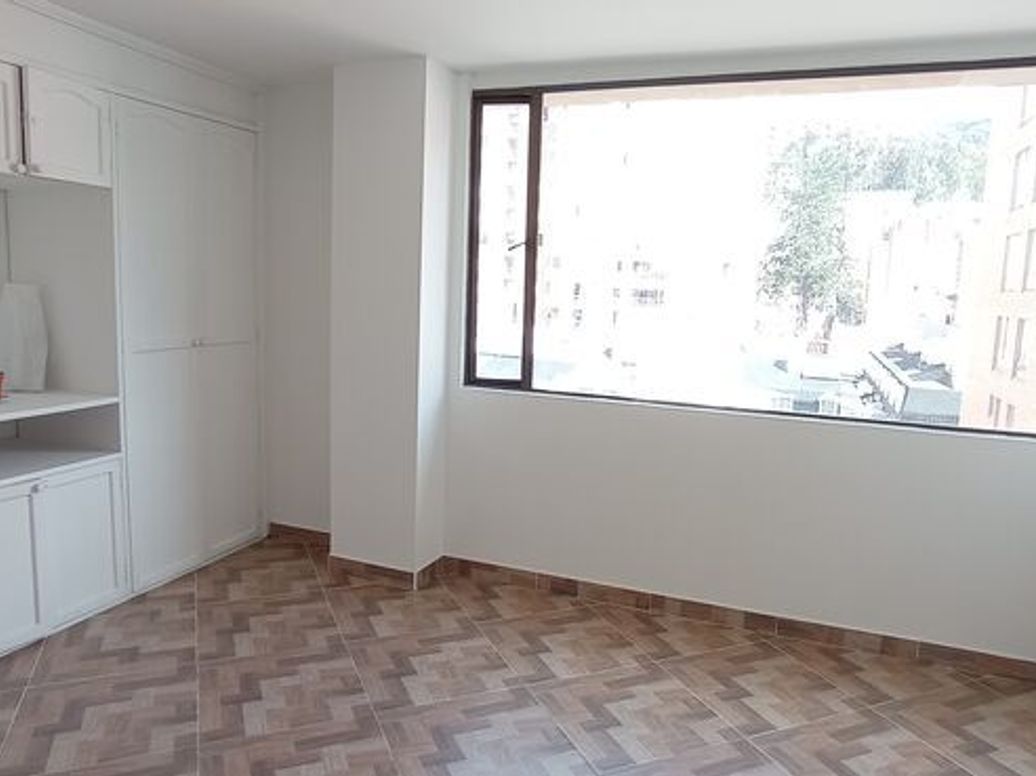 Apartamento de 3 alcobas en venta en Los Cedros Oriental, Bogotá, 105 m² · foto 17 de 20