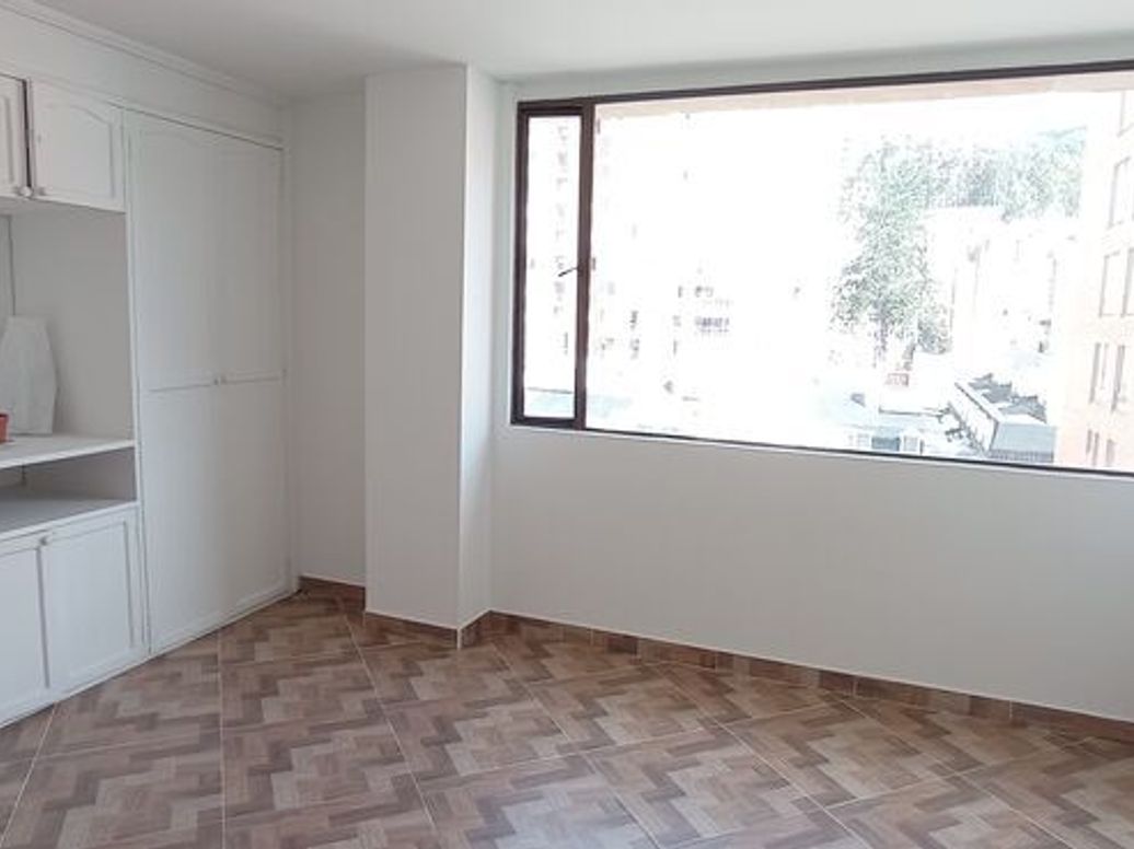 Apartamento de 3 alcobas en venta en Los Cedros Oriental, Bogotá, 105 m² · foto 16 de 20