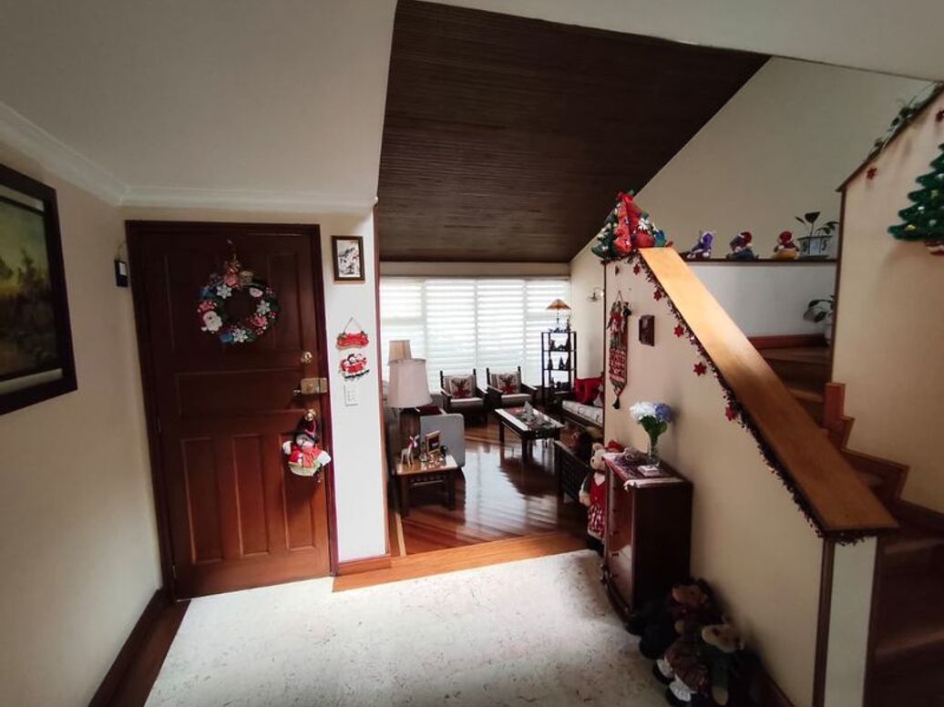 Casa de 4 alcobas en venta en Modelia Occidental, Bogotá, 240 m² · foto 5 de 20