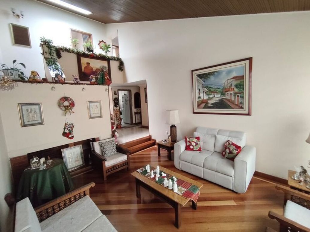 Casa de 4 alcobas en venta en Modelia Occidental, Bogotá, 240 m² · foto 9 de 20