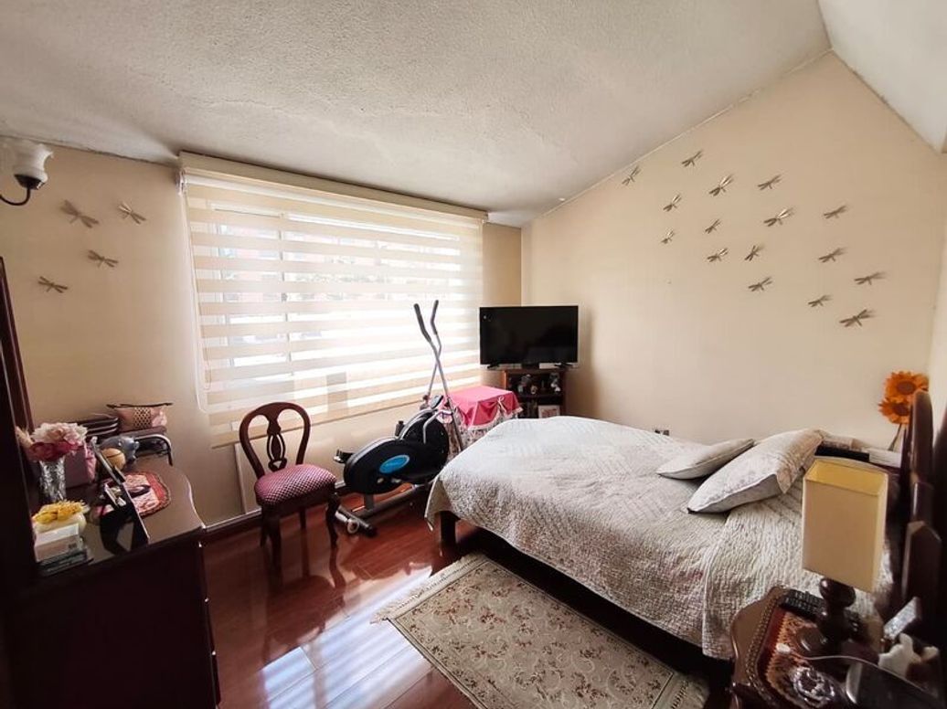 Casa de 4 alcobas en venta en Modelia Occidental, Bogotá, 240 m² · foto 14 de 20