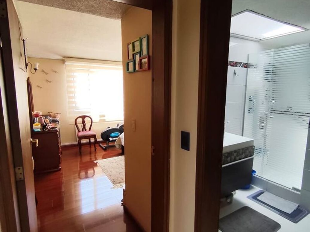 Casa de 4 alcobas en venta en Modelia Occidental, Bogotá, 240 m² · foto 16 de 20