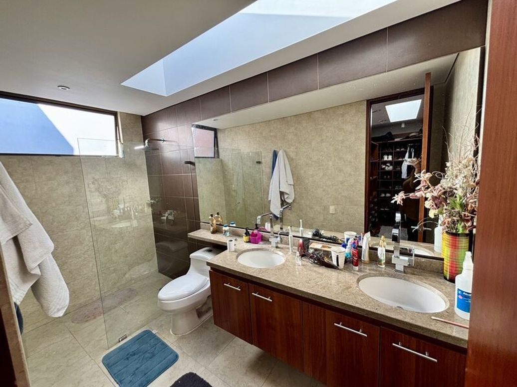 Casa de 3 alcobas en venta en Casa Blanca Suba, Bogotá, 250 m² · foto 9 de 11