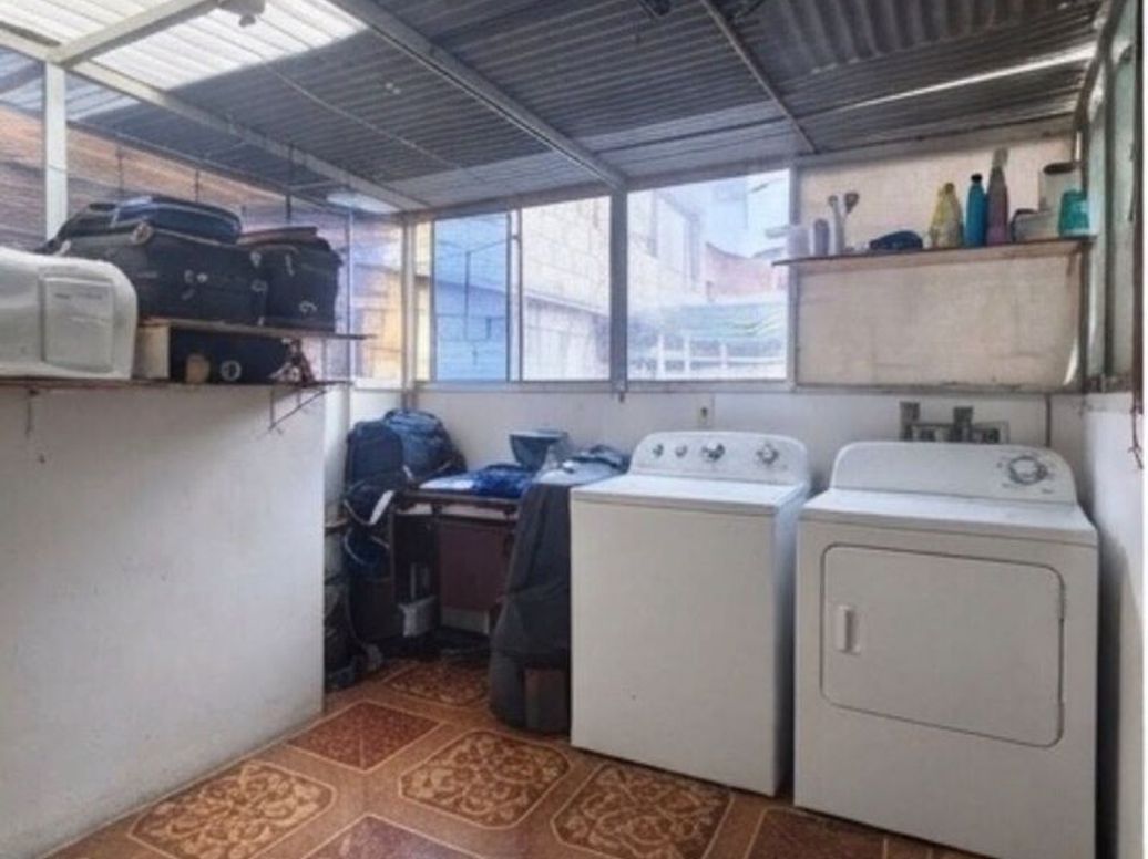 Casa de 4 alcobas en venta en San Juan Bautista, Bogotá, 57 m² · foto 4 de 15