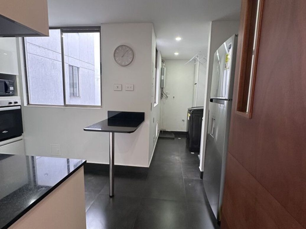 Apartamento de 3 alcobas en venta en El Plan, Bogotá, 136 m² · foto 5 de 14