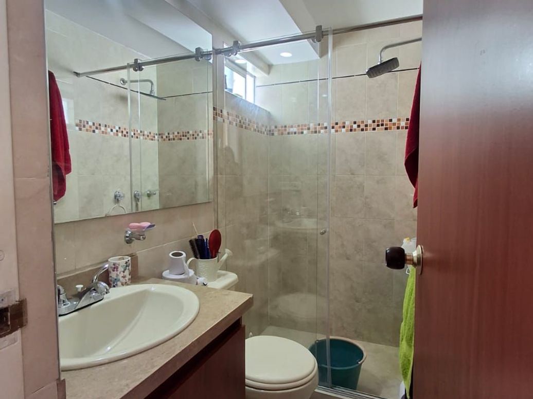 Apartamento de 3 alcobas en venta en Tibabuyes, Bogotá, 66 m² · foto 2 de 5