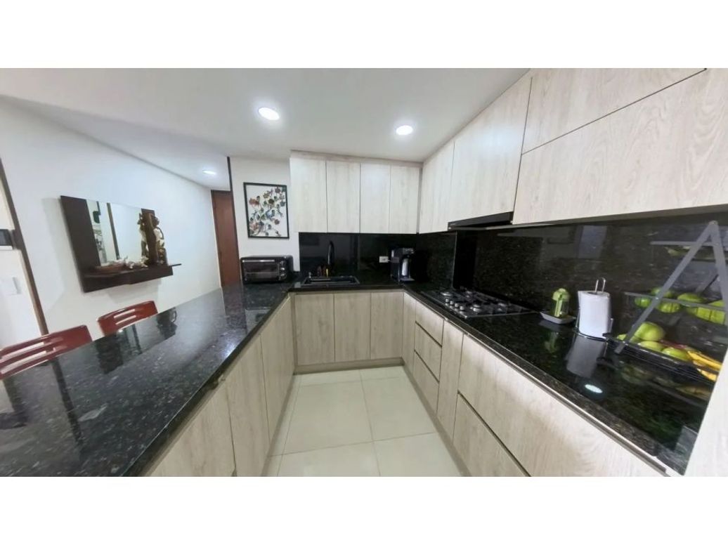 Apartamento de 3 alcobas en venta en Los Alcázares, Bogotá, 93 m² · foto 8 de 10