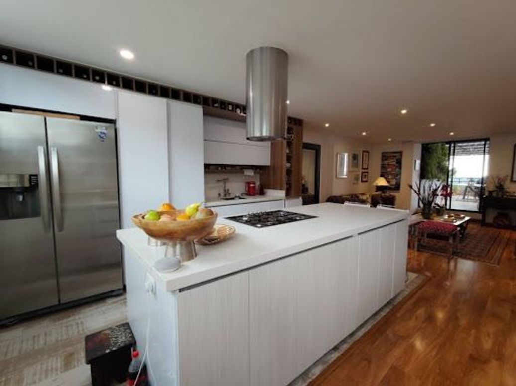 Apartamento de 2 alcobas en venta en Chapinero Alto, Bogotá, 98 m² · foto 10 de 12