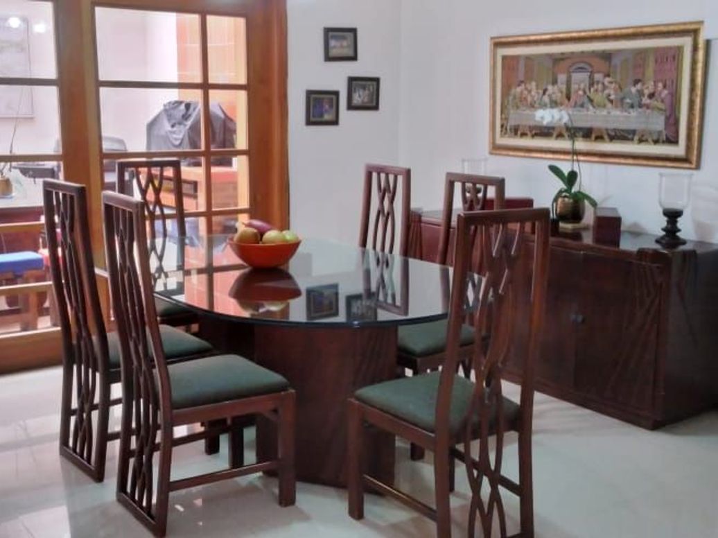 Casa de 6 alcobas en arriendo en Las Nieves, Bogotá, 300 m² · foto 2 de 20