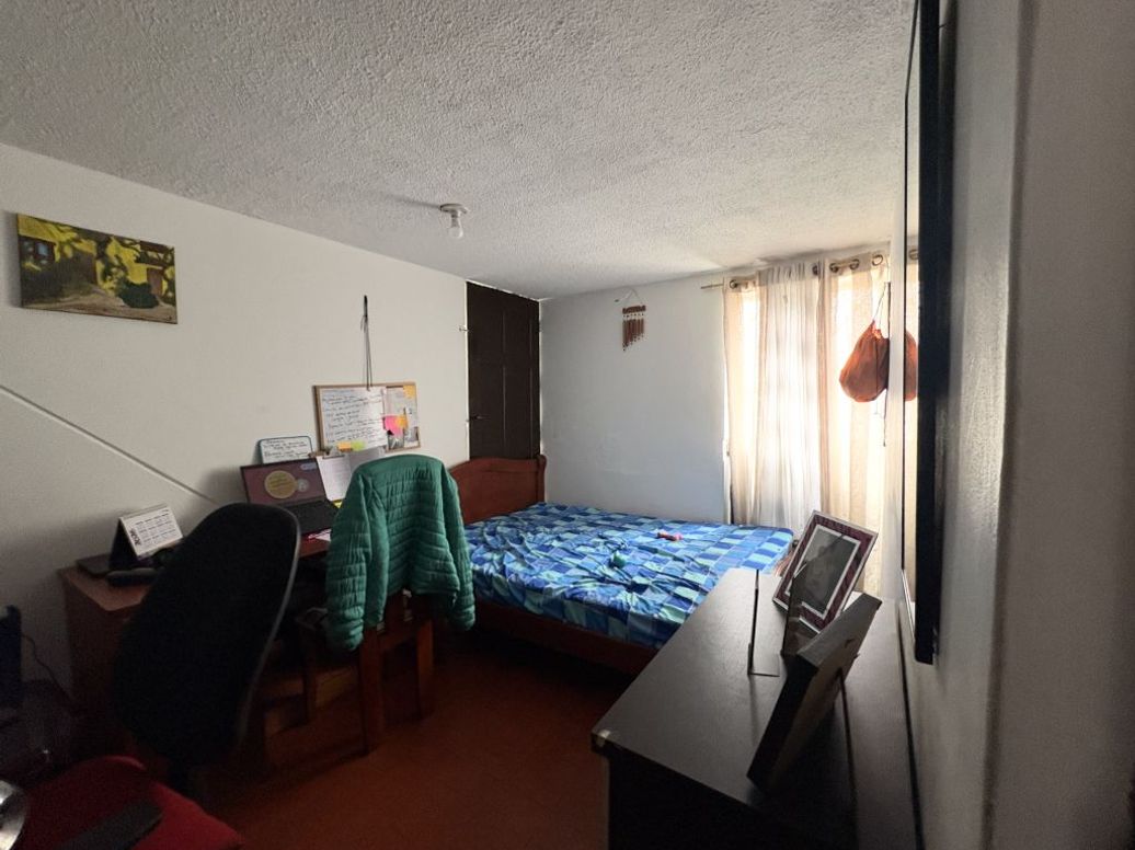 Casa de 6 alcobas en venta en Las Flores, Bogotá, 176 m² · foto 4 de 20