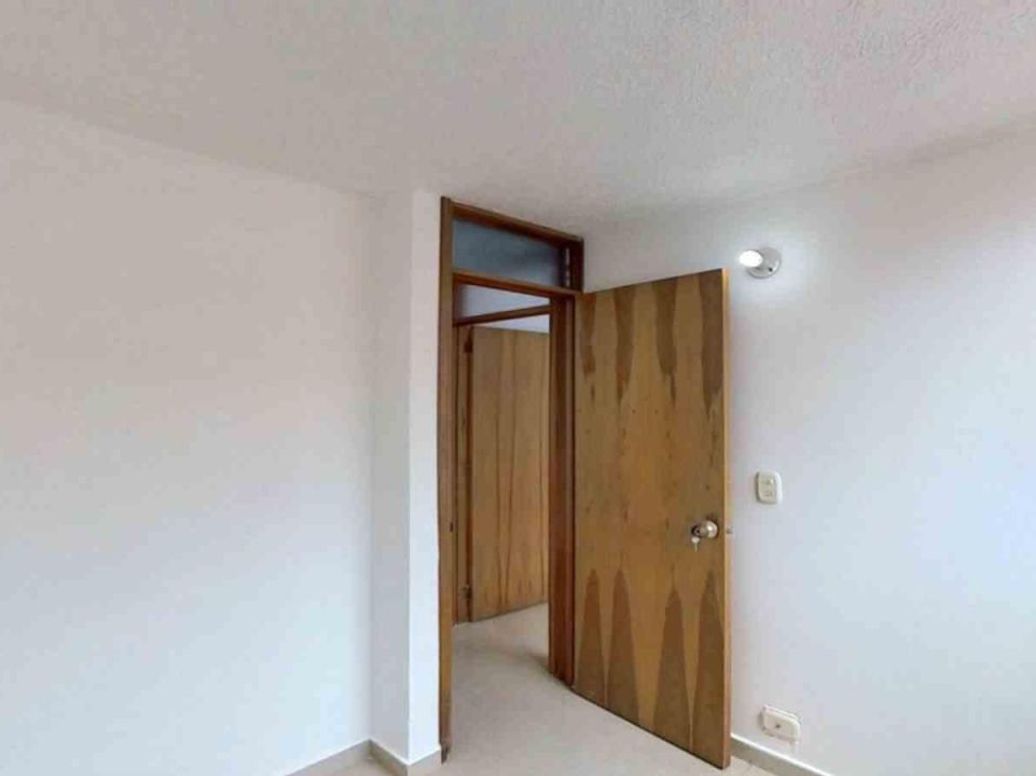 Apartamento de 3 alcobas en venta en San Antonio Norte, Bogotá, 46 m² · foto 11 de 20