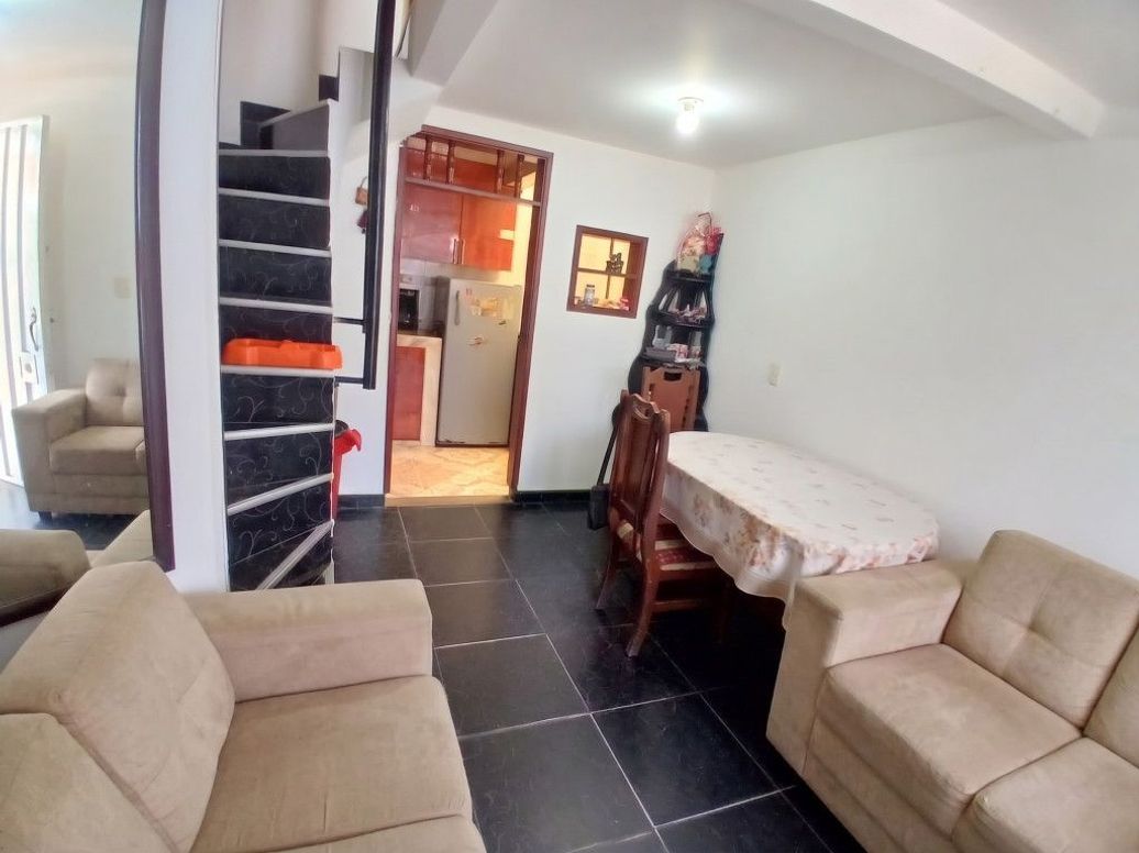 Casa de 4 alcobas en venta en Antonia Santos, Bogotá, 58 m² · foto 3 de 15