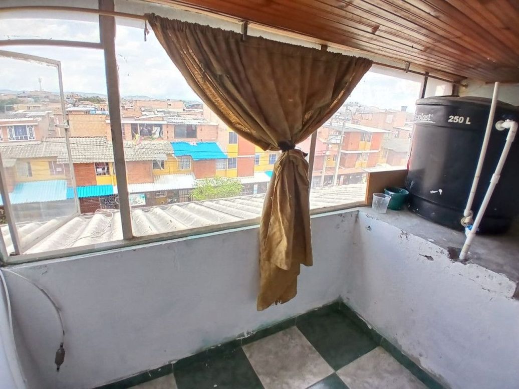 Casa de 4 alcobas en venta en Antonia Santos, Bogotá, 58 m² · foto 11 de 15