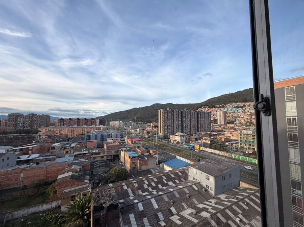 Apartamento en arriendo en Verbenal, Bogotá · foto 5 de 20