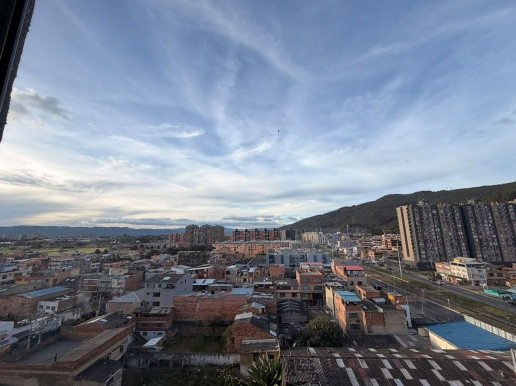 Apartamento en arriendo en Verbenal, Bogotá · foto 6 de 20