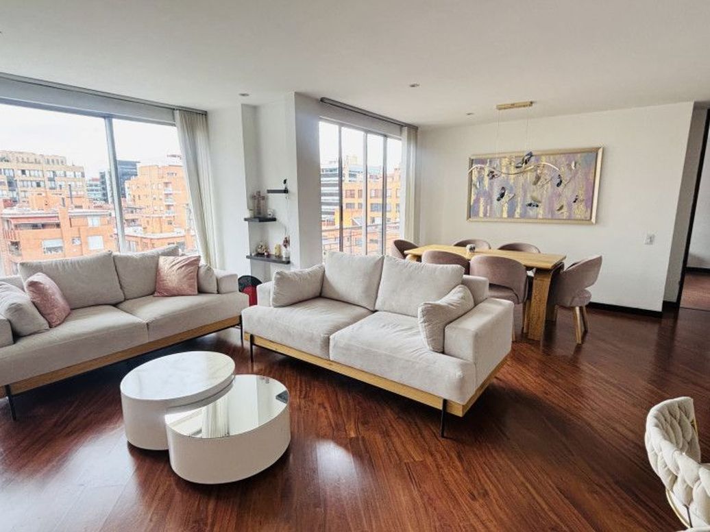 Apartamento de 2 alcobas en arriendo en Chico Norte Et. Iii, Bogotá, 78 m² · foto 7 de 20