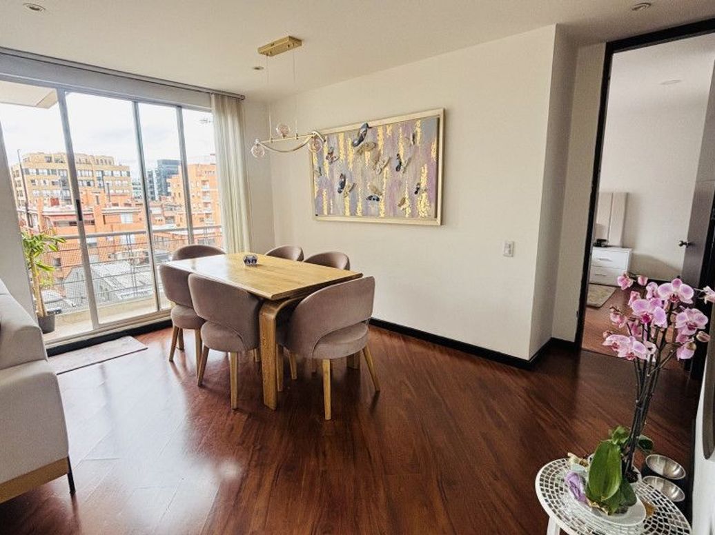 Apartamento de 2 alcobas en arriendo en Chico Norte Et. Iii, Bogotá, 78 m² · foto 11 de 20