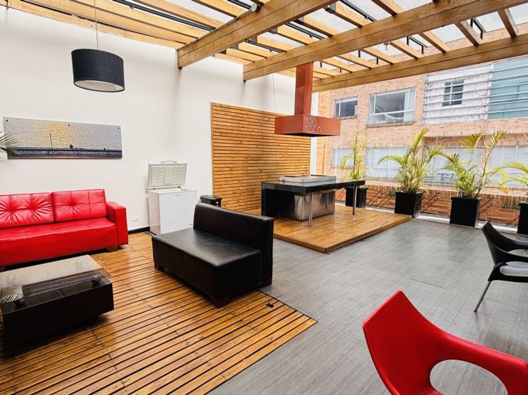 Apartamento de 2 alcobas en arriendo en Chico Norte Et. Iii, Bogotá, 78 m² · foto 2 de 20