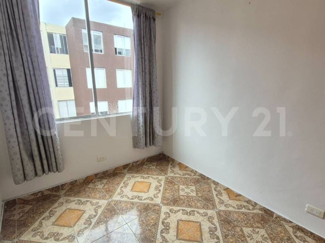 Apartamento de 3 alcobas en venta en Gran Granada, Bogotá, 49 m² · foto 8 de 15