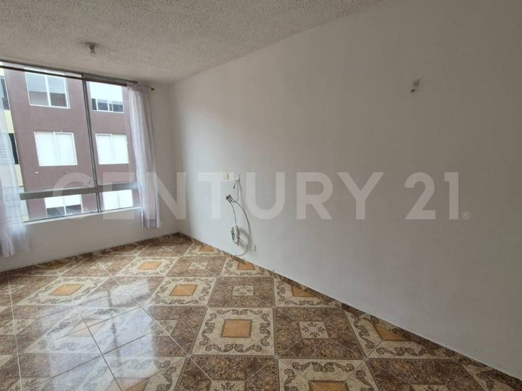 Apartamento de 3 alcobas en venta en Gran Granada, Bogotá, 49 m² · foto 2 de 15