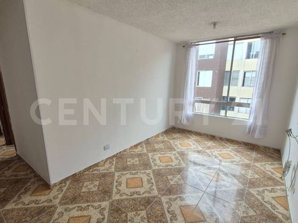 Apartamento de 3 alcobas en venta en Gran Granada, Bogotá, 49 m² · foto 3 de 15