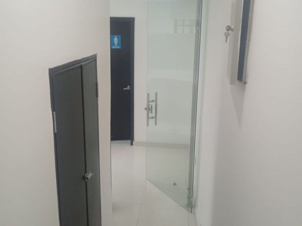 Apartamento de 6 alcobas en arriendo en San Patricio, Bogotá, 340 m² · foto 8 de 13