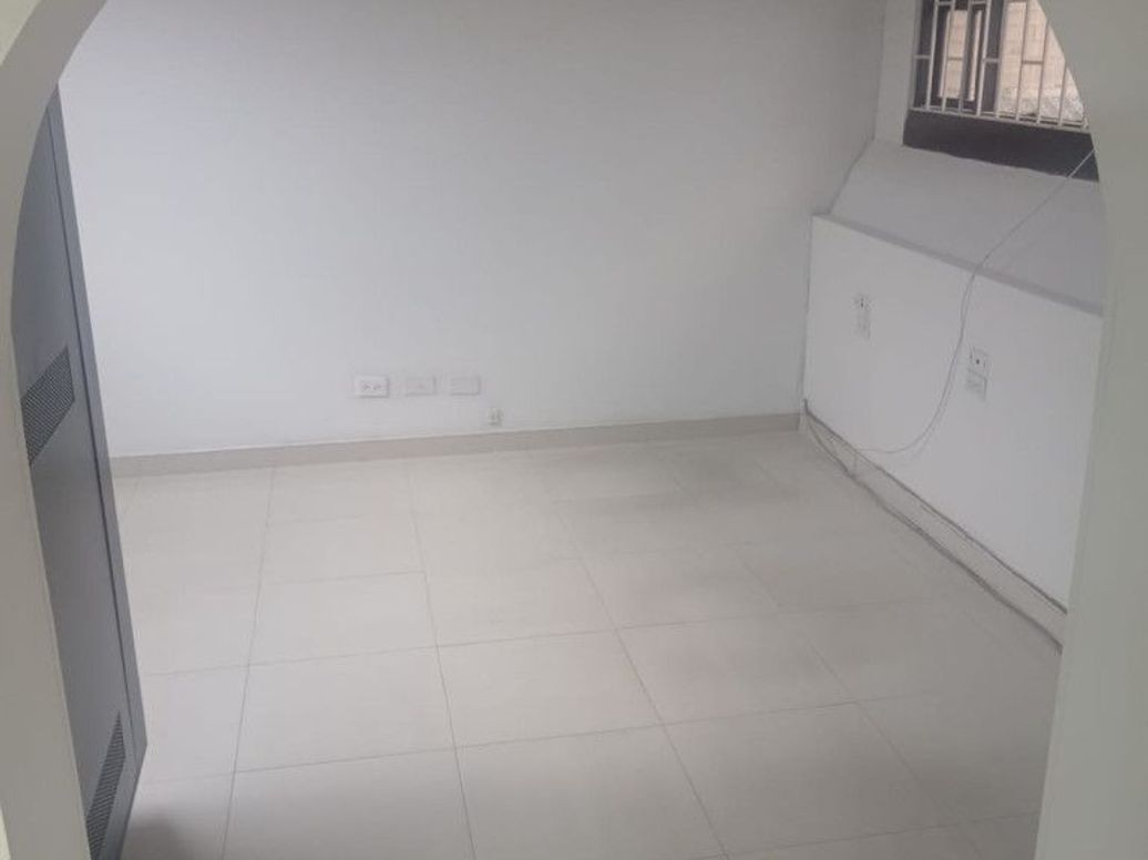 Apartamento de 6 alcobas en arriendo en San Patricio, Bogotá, 340 m² · foto 10 de 13