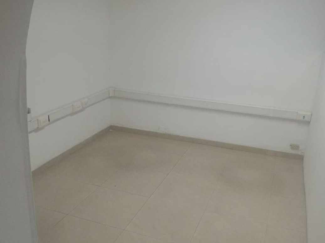 Apartamento de 6 alcobas en arriendo en San Patricio, Bogotá, 340 m² · foto 5 de 13