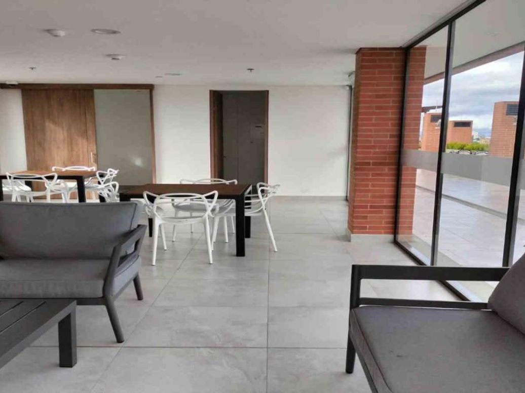 Apartamento de 1 alcoba en venta en La Castellana, Bogotá, 23 m² · foto 17 de 19