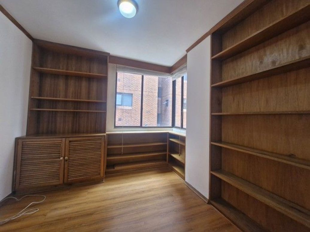 Apartamento de 3 alcobas en arriendo en Chico, Bogotá, 122 m² · foto 5 de 20