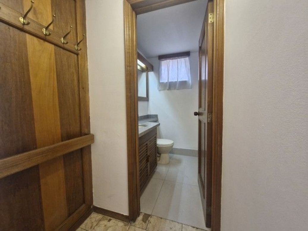 Apartamento de 3 alcobas en arriendo en Chico, Bogotá, 122 m² · foto 6 de 20