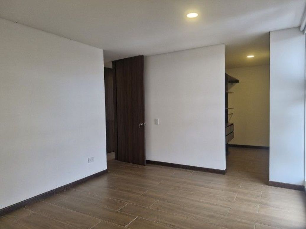 Apartamento de 2 alcobas en venta en El Rosario, Bogotá, 66 m² · foto 14 de 20