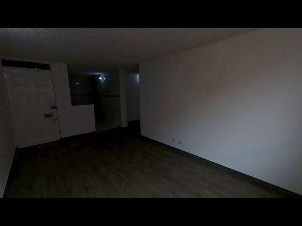 Apartamento de 3 alcobas en venta en Las Margaritas, Bogotá, 57 m² · foto 3 de 20
