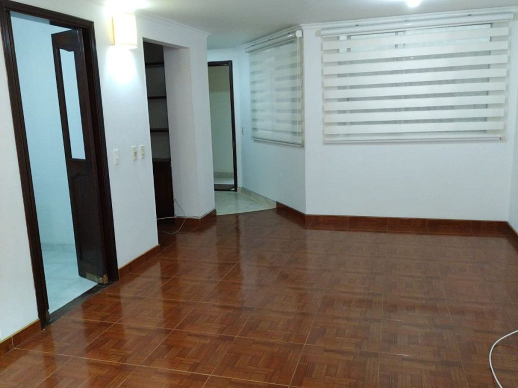 Apartamento de 2 alcobas en venta en El Contador, Bogotá, 53 m² · foto 3 de 10