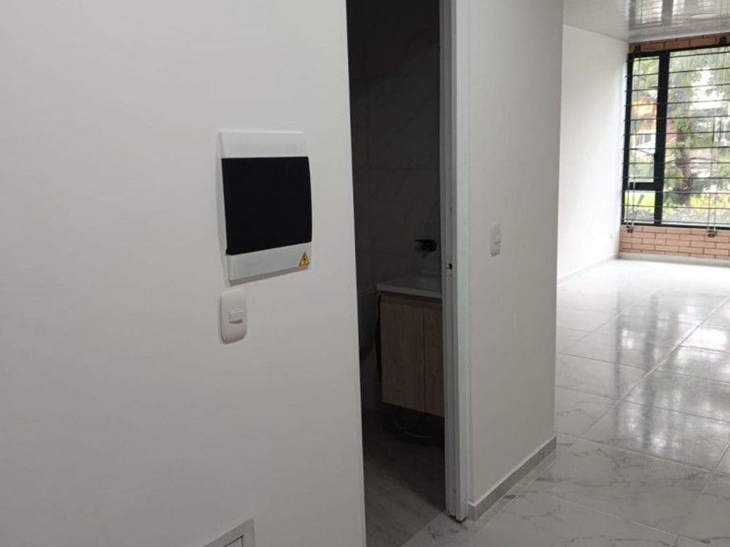 Apartaestudio en venta en Los Monjes, Bogotá, 28 m² · foto 12 de 13