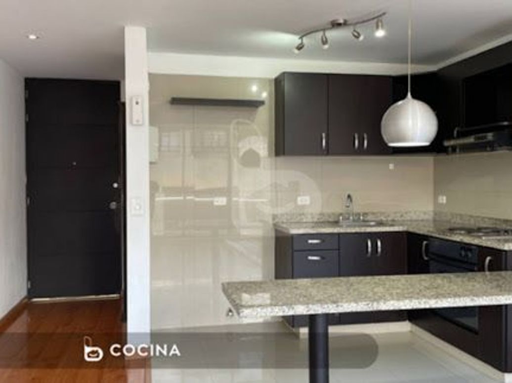 Apartaestudio en venta en Chicó Norte, Bogotá, 62 m² · foto 6 de 11